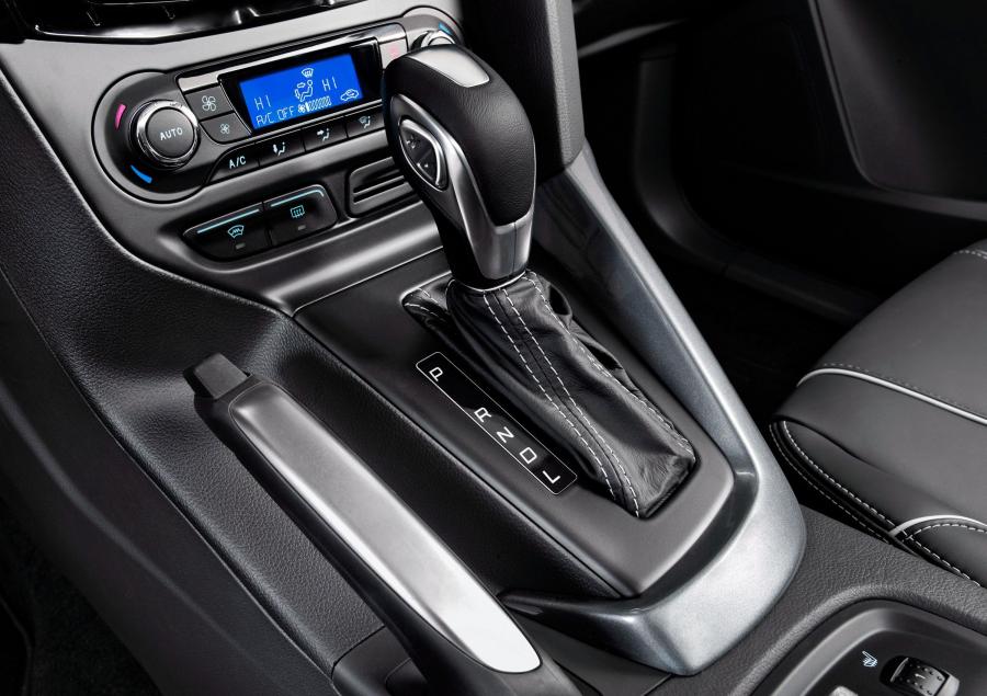  Ford Focus Wagon 2012 года  (фото 2 из 10)